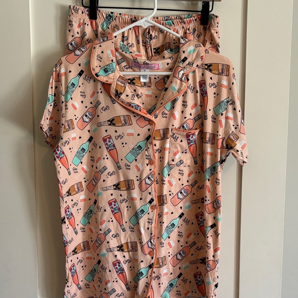 🔥Price Drop🔥Women’s Peach Bottle-Print Pajama Set - Brand: (unspecified)